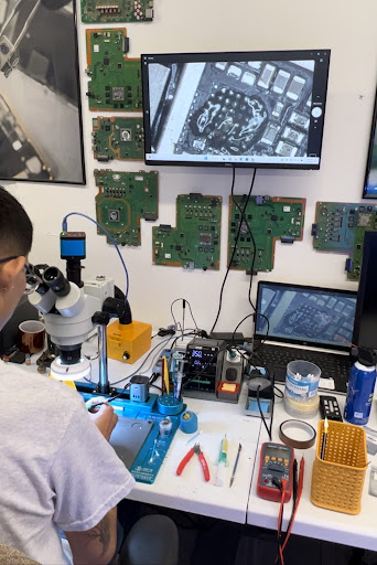 Tech Surgeons - Buy/Sell/Repair (EAST)