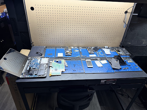 One Click Tech Shop – Fullerton CA