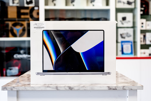 Mac Star Cameras & Electronics