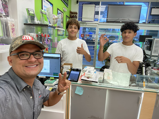 Phone repair Computers Y Mas simple mobile