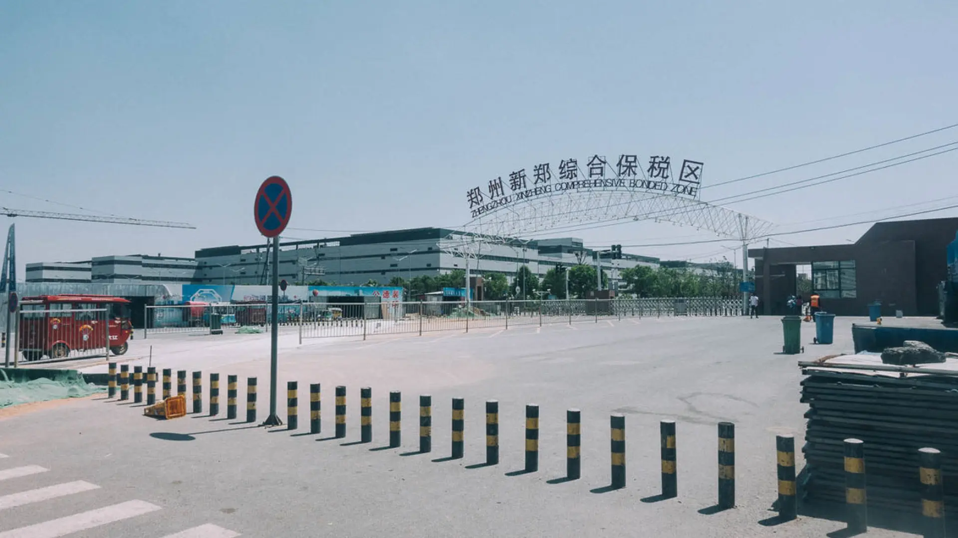 iPhone City: Fotografía urbana con iPhone, arquitectura moderna y luces nocturnas