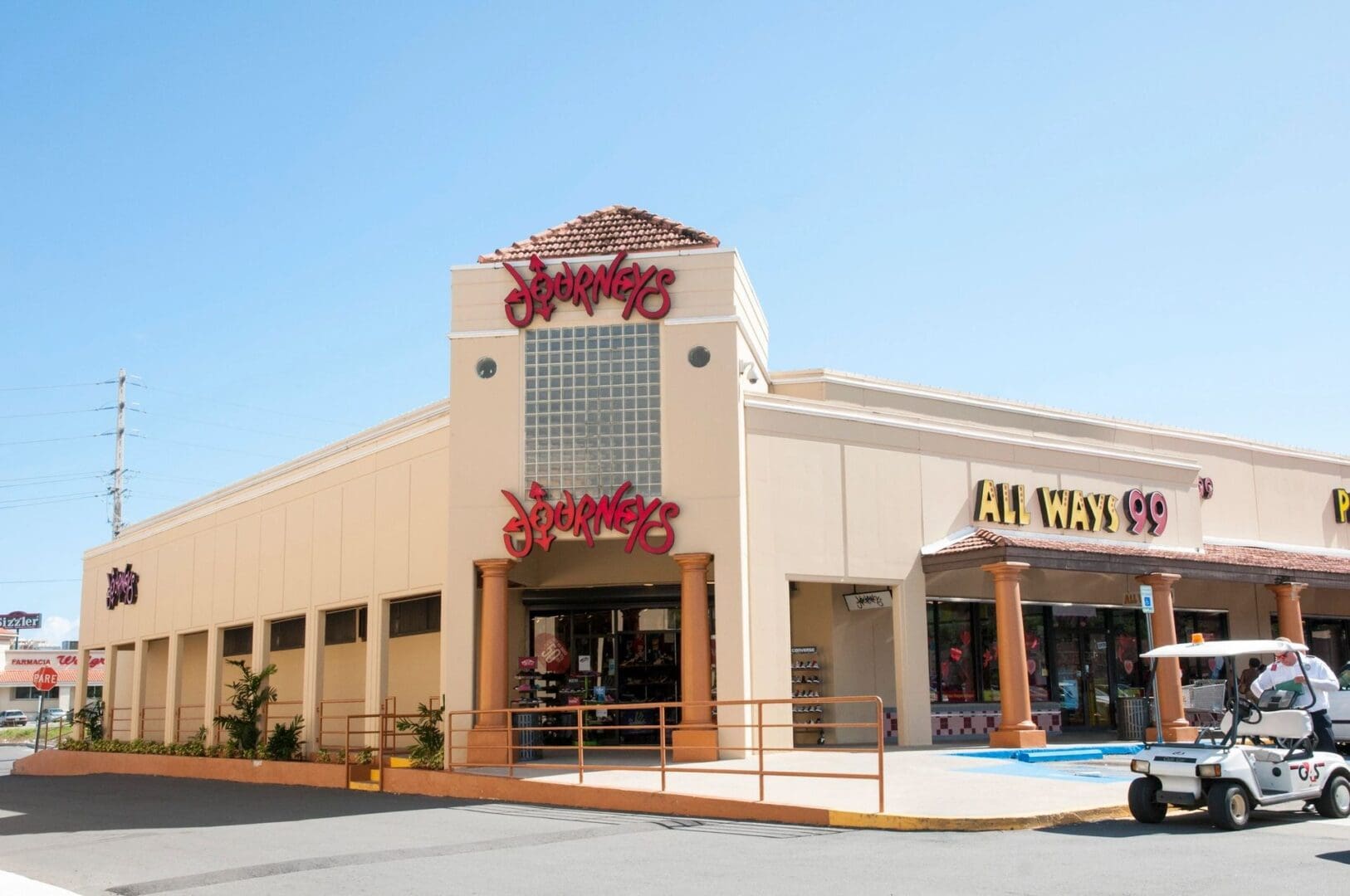Plaza Fajardo: Vista panorámica de la histórica plaza del corazón de Puerto Rico