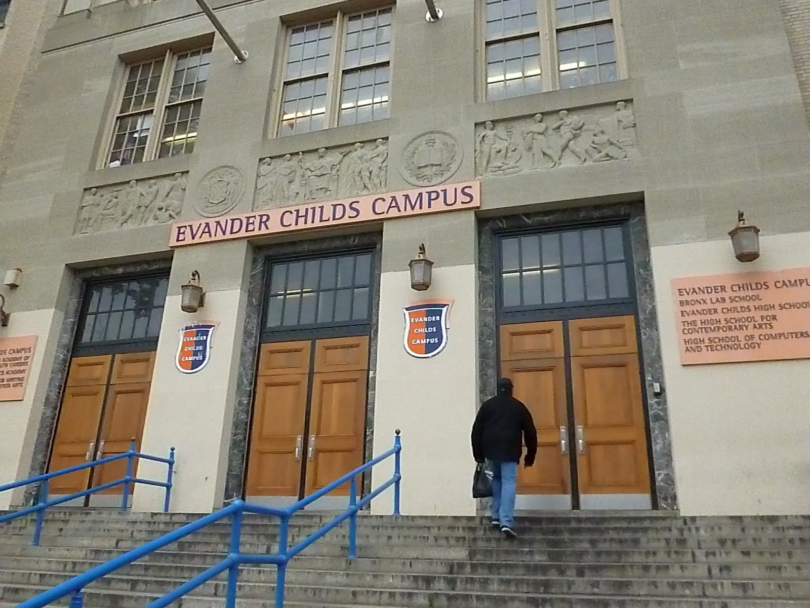 Escuela Secundaria de Computación y Tecnología: Innovación y Futuro para Jóvenes